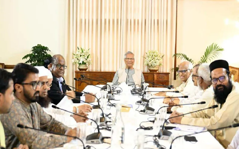 প্রধান উপদেষ্টার সঙ্গে ৭ দল ও হেফাজতের বৈঠক, ভোট-আইনশৃঙ্খলা নিয়ে আলোচনা